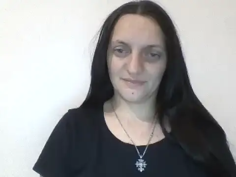 Snapshot of Vimed19 chatting on 02-15-25, 07:17 Vimed19 online show from 02-15-25, 07:17