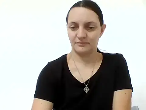 Snapshot of Vimed19 chatting on 02-16-25, 07:37 Vimed19 online show from 02-16-25, 07:37