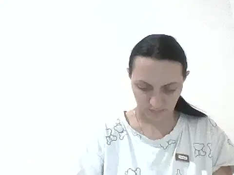 Snapshot of Vimed19 chatting on 03-18-25, 06:59 Vimed19 online show from 03-18-25, 06:59