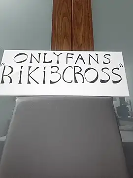 Riki3Cross online show from 11-25-25, 06:19