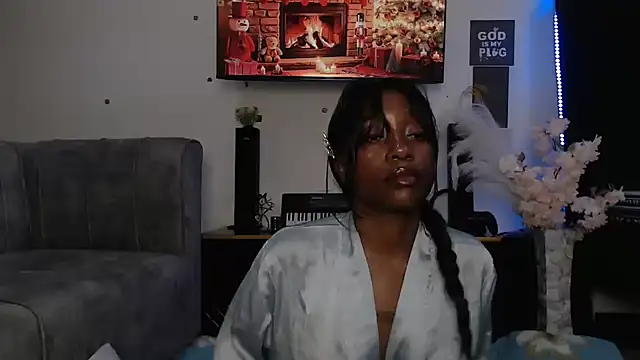 Snapshot of Zuri- chatting on 12-02-25, 10:20 Zuri- online show from 12-02-25, 10:20