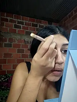 Julix A online show from 12-18-25, 11:55