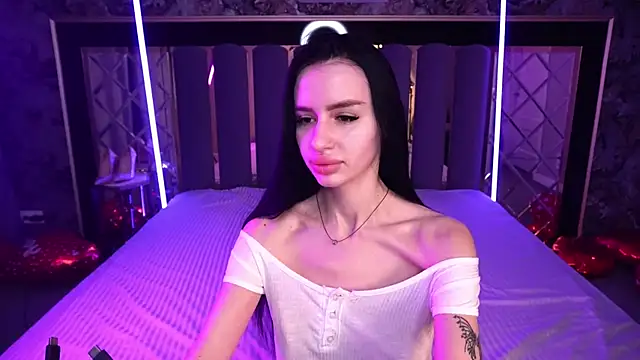 Snow WhiteeeX online show from 02-17-26, 06:43