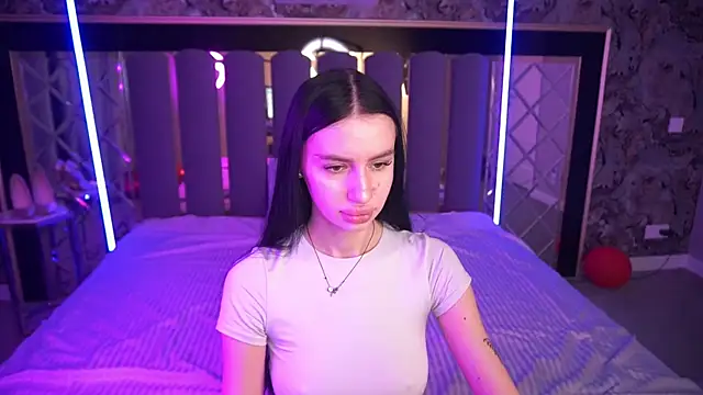 Snow WhiteeeX online show from 02-27-26, 06:35