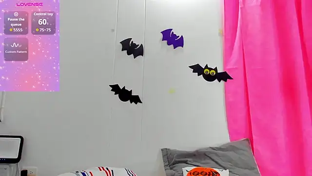 Natasha by online show from 10-11-25, 02:15