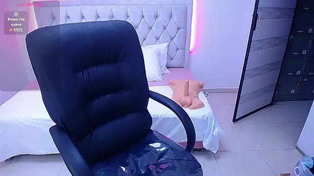 Amber hot22 online show from 12-06-24, 10:08