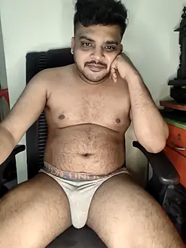 Snapshot of Mr_Handsome_hunk chatting on 10-26-25, 05:41 Mr Handsome hunk online show from 10-26-25, 05:41