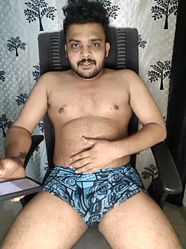 Snapshot of Mr_Handsome_hunk chatting on 11-18-25, 06:12 Mr Handsome hunk online show from 11-18-25, 06:12