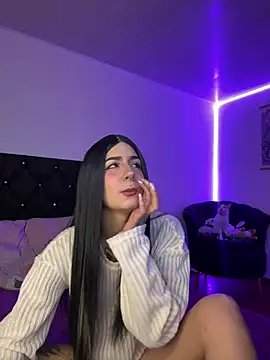 Snapshot of Alice_woodville chatting on 12-15-24, 02:41 Alice woodville online show from 12-15-24, 02:41