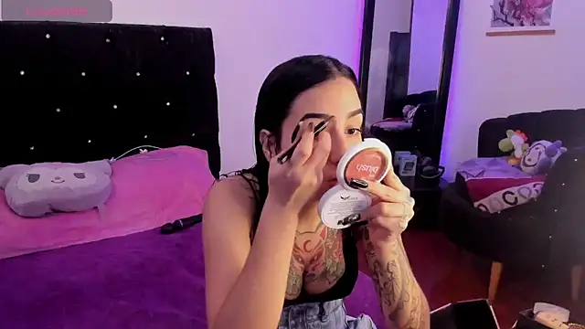 Alice woodville online show from 01-22-25, 05:28