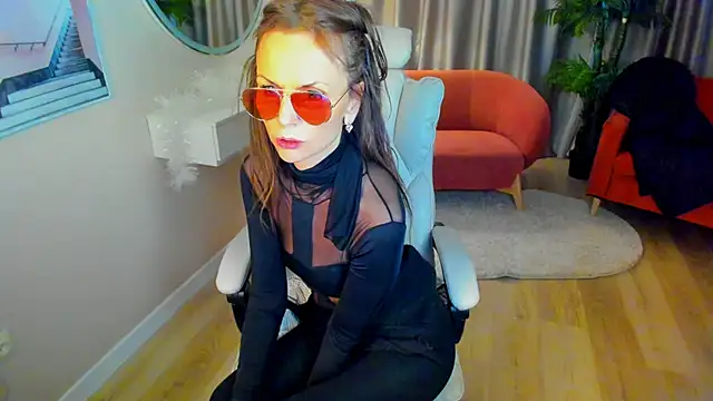 Elizabe th online show from 02-16-25, 07:04