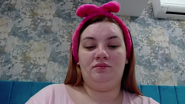 Snapshot of MelanieBrownn chatting on 01-14-25, 04:08 MelanieBrownn online show from 01-14-25, 04:08