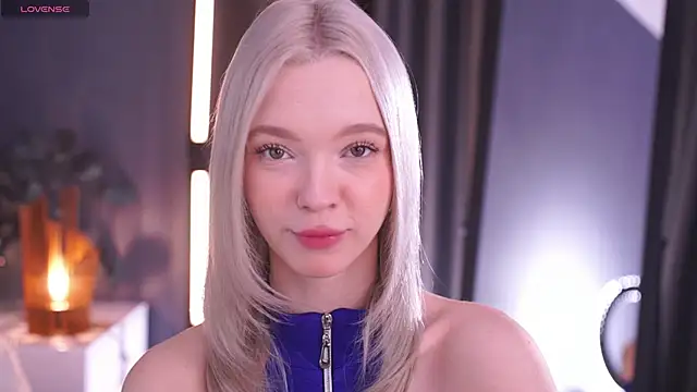  AlinaBailey online show from 11-28-25, 08:17