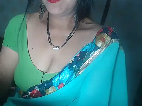 Snapshot of Indianstreamm chatting on 03-19-25, 07:49 Indianstreamm online show from 03-19-25, 07:49