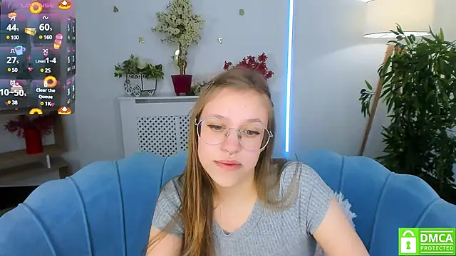 LayriantaVee online show from 02-25-25, 09:53