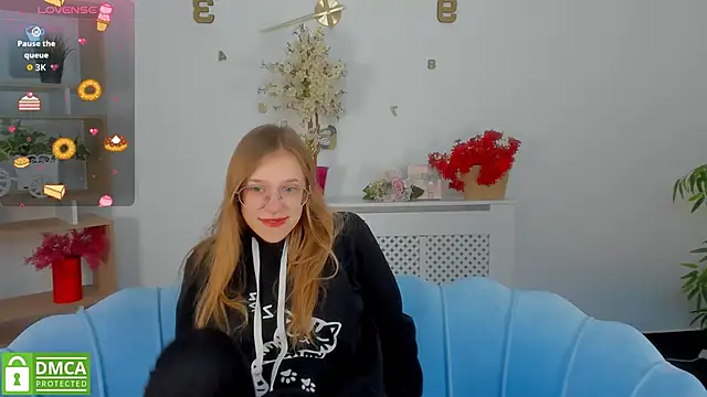 LayriantaVee online show from 10-07-25, 06:21