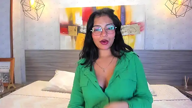 Snapshot of Candys_victoria chatting on 02-06-25, 02:00 Candys victoria online show from 02-06-25, 02:00