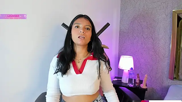 Snapshot of Candys_victoria chatting on 09-12-25, 03:17 Candys victoria online show from 09-12-25, 03:17