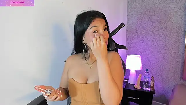 Snapshot of Candys_victoria chatting on 09-19-25, 03:08 Candys victoria online show from 09-19-25, 03:08