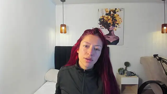 Snapshot of Scarlett__bell chatting on 10-07-25, 01:19 Scarlett bell online show from 10-07-25, 01:19