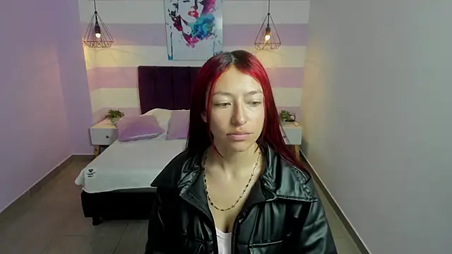 Snapshot of Scarlett__bell chatting on 11-10-25, 01:10 Scarlett bell online show from 11-10-25, 01:10