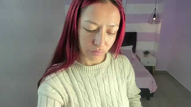 Snapshot of Scarlett__bell chatting on 02-27-26, 11:43 Scarlett bell online show from 02-27-26, 11:43