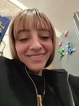 Dani pegin online show from 12-17-25, 01:11