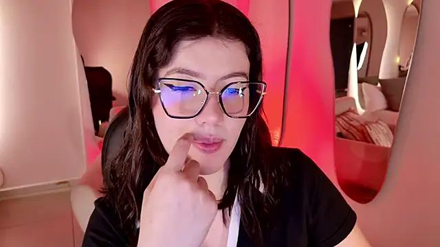 Snapshot of AmberFarrell chatting on 02-07-26, 08:23 AmberFarrell online show from 02-07-26, 08:23