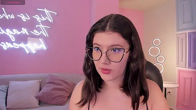 Snapshot of AmberFarrell chatting on 02-09-26, 08:13 AmberFarrell online show from 02-09-26, 08:13