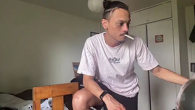 Snapshot of villanocat chatting on 12-06-24, 04:28 villanocat online show from 12-06-24, 04:28