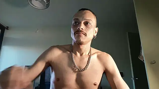 Snapshot of villanocat chatting on 11-26-25, 11:06 villanocat online show from 11-26-25, 11:06