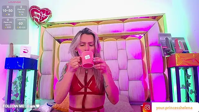 Snapshot of Princess_Helena chatting on 03-18-25, 04:37 Princess Helena online show from 03-18-25, 04:37