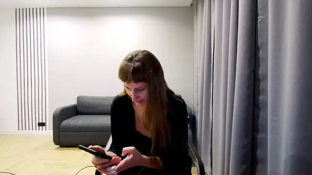 Daniella Lorente online show from 01-11-25, 10:07