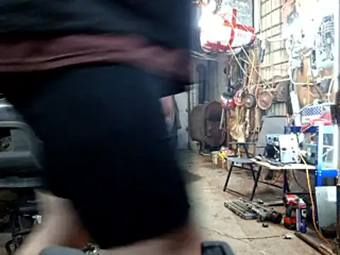 Snapshot of Frankdick01 chatting on 12-03-25, 05:15 Frankdick01 online show from 12-03-25, 05:15