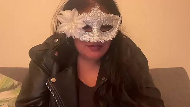 Snapshot of MashaCL chatting on 11-05-25, 06:08 MashaCL online show from 11-05-25, 06:08