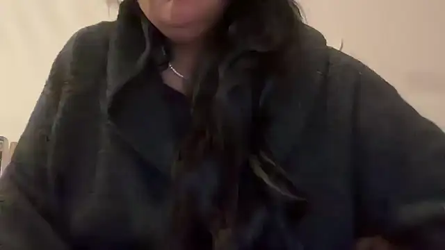 Snapshot of MashaCL chatting on 11-21-25, 03:33 MashaCL online show from 11-21-25, 03:33