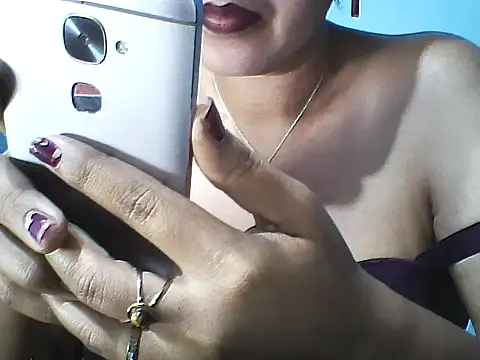 layanah12 online show from 02-21-25, 06:26