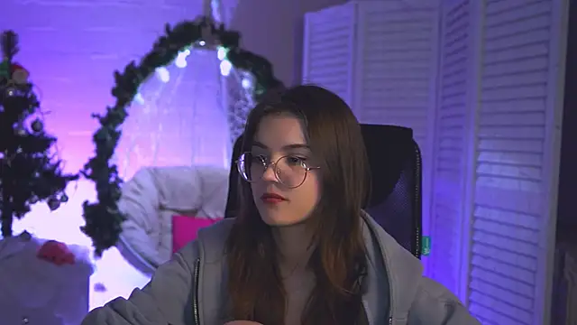 Snapshot of EvaThopson chatting on 12-25-24, 05:58 EvaThopson online show from 12-25-24, 05:58