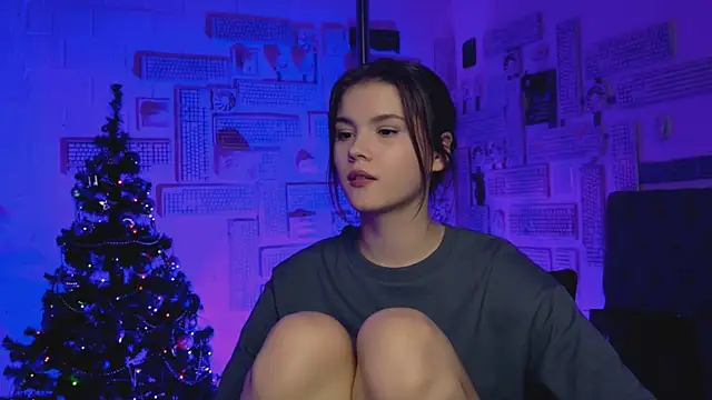 Snapshot of EvaThopson chatting on 01-19-25, 03:21 EvaThopson online show from 01-19-25, 03:21