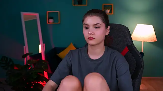 Snapshot of EvaThopson chatting on 01-24-25, 06:14 EvaThopson online show from 01-24-25, 06:14