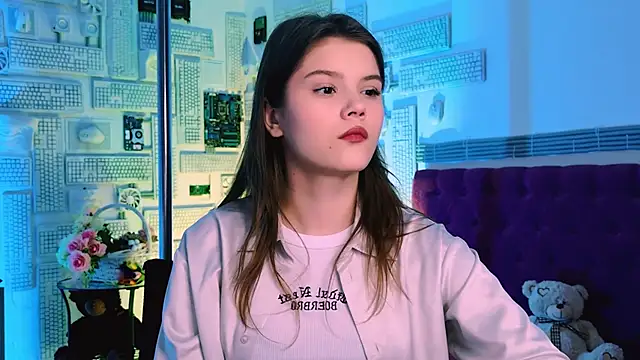 Snapshot of EvaThopson chatting on 03-21-25, 12:17 EvaThopson online show from 03-21-25, 12:17