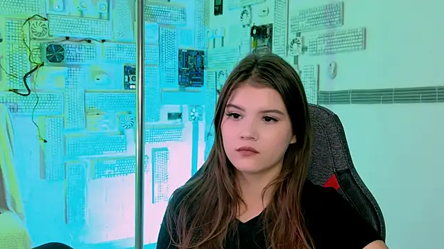 Snapshot of EvaThopson chatting on 09-27-25, 08:08 EvaThopson online show from 09-27-25, 08:08