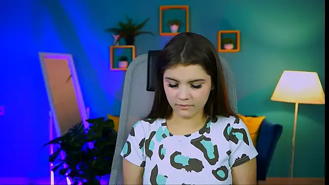 Snapshot of EvaThopson chatting on 11-28-25, 10:51 EvaThopson online show from 11-28-25, 10:51