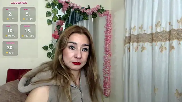 Madam dali online show from 12-28-24, 03:26