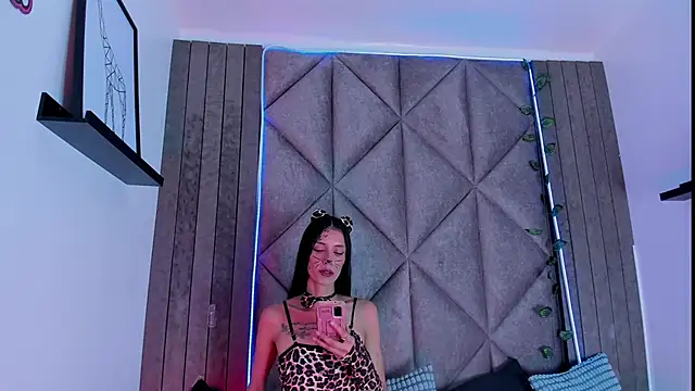 ChanelAdamss  online show from 10-31-25, 03:02