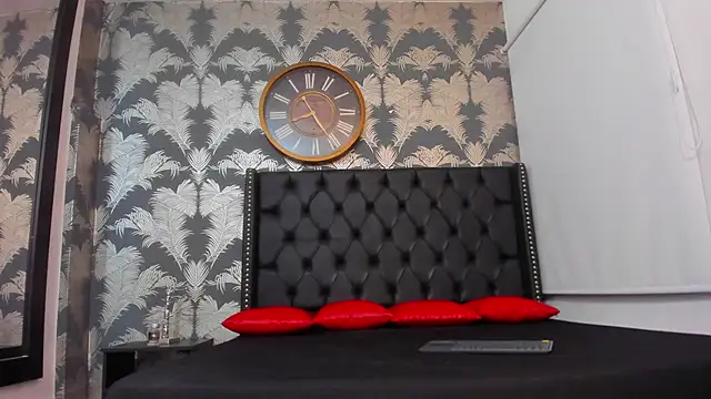 Ambar Collingg online show from 02-10-25, 01:35