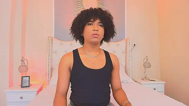 Ambar Collingg online show from 09-26-25, 01:04