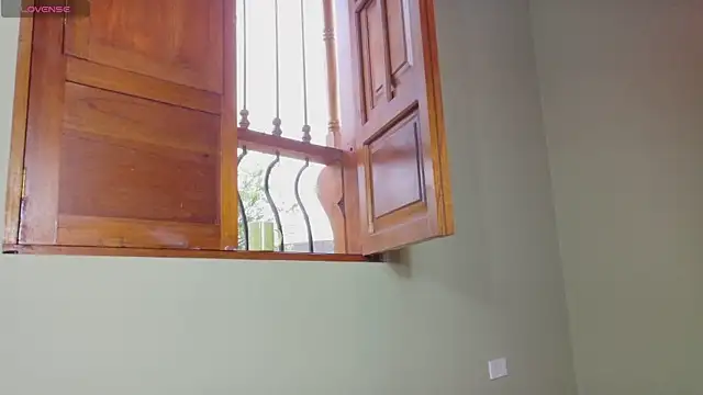 Snapshot of engel_devil chatting on 09-11-25, 11:21 engel devil online show from 09-11-25, 11:21