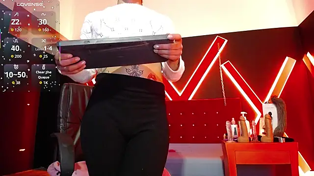 Snapshot of engel_devil chatting on 10-14-25, 12:28 engel devil online show from 10-14-25, 12:28