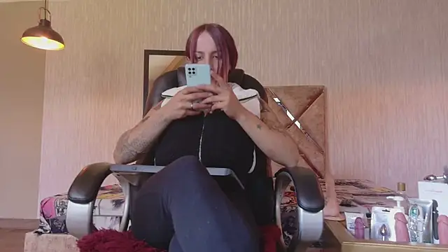 Snapshot of engel_devil chatting on 11-08-25, 12:38 engel devil online show from 11-08-25, 12:38